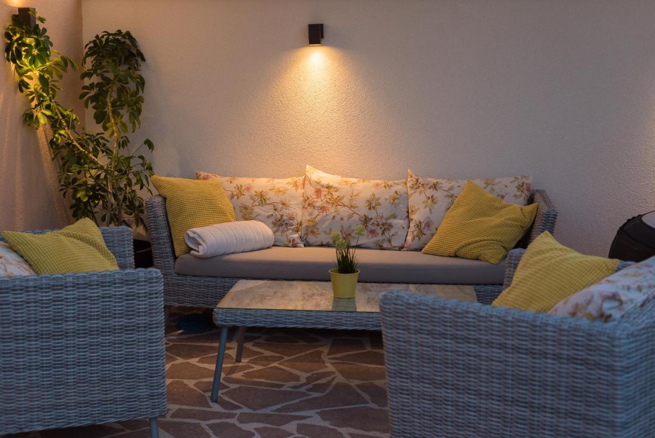 Apartmani Julija Vodice Ngoại thất bức ảnh