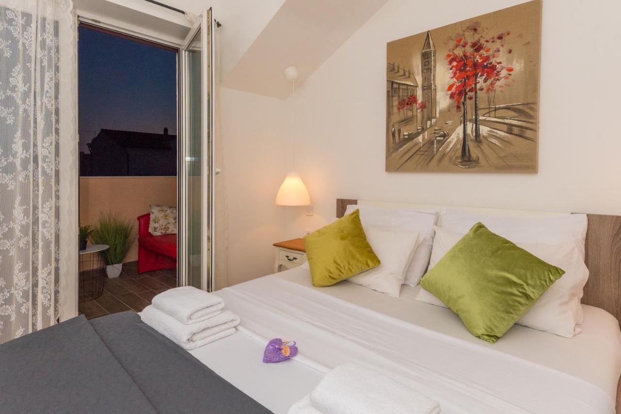 Apartmani Julija Vodice Ngoại thất bức ảnh