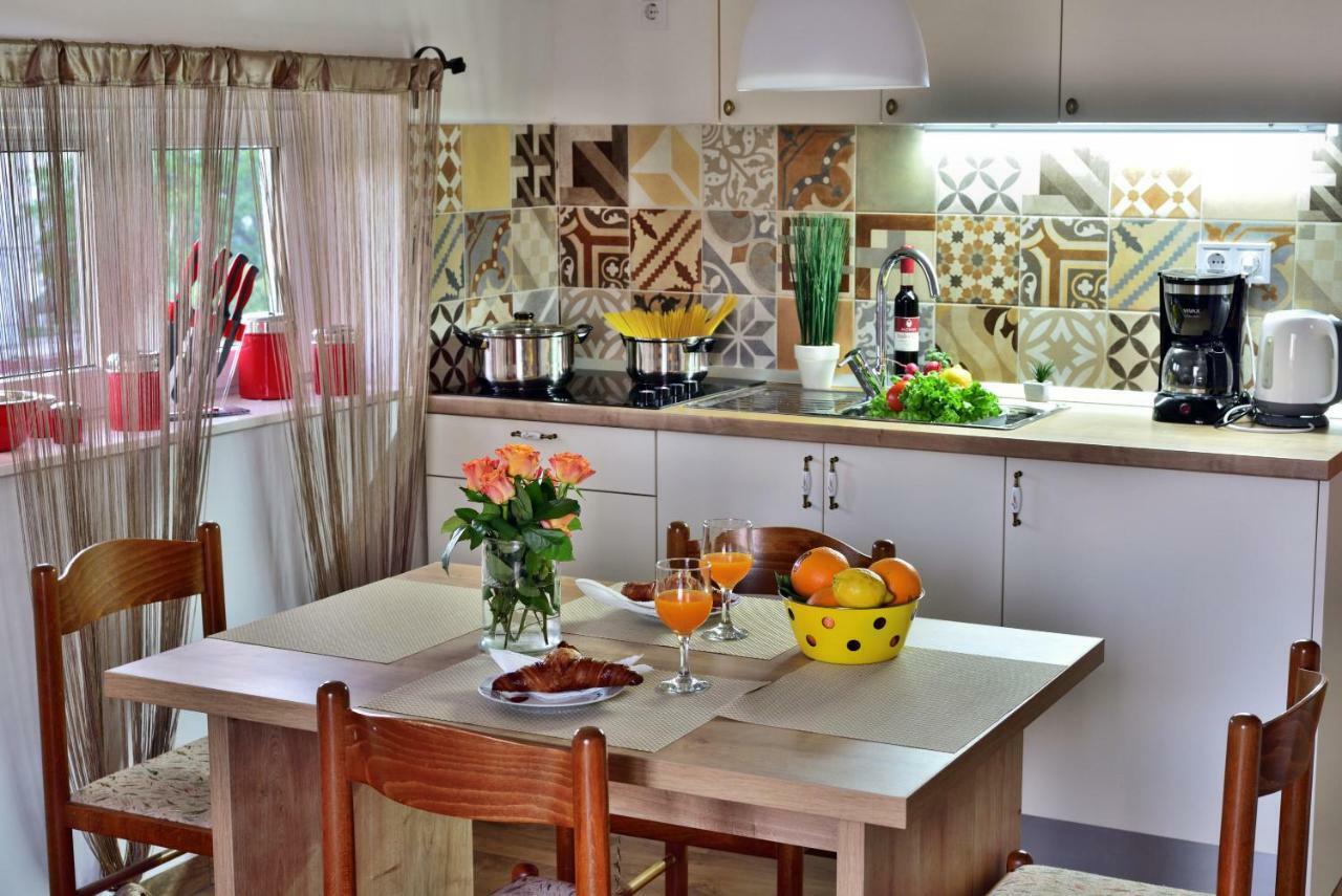 Apartmani Julija Vodice Ngoại thất bức ảnh